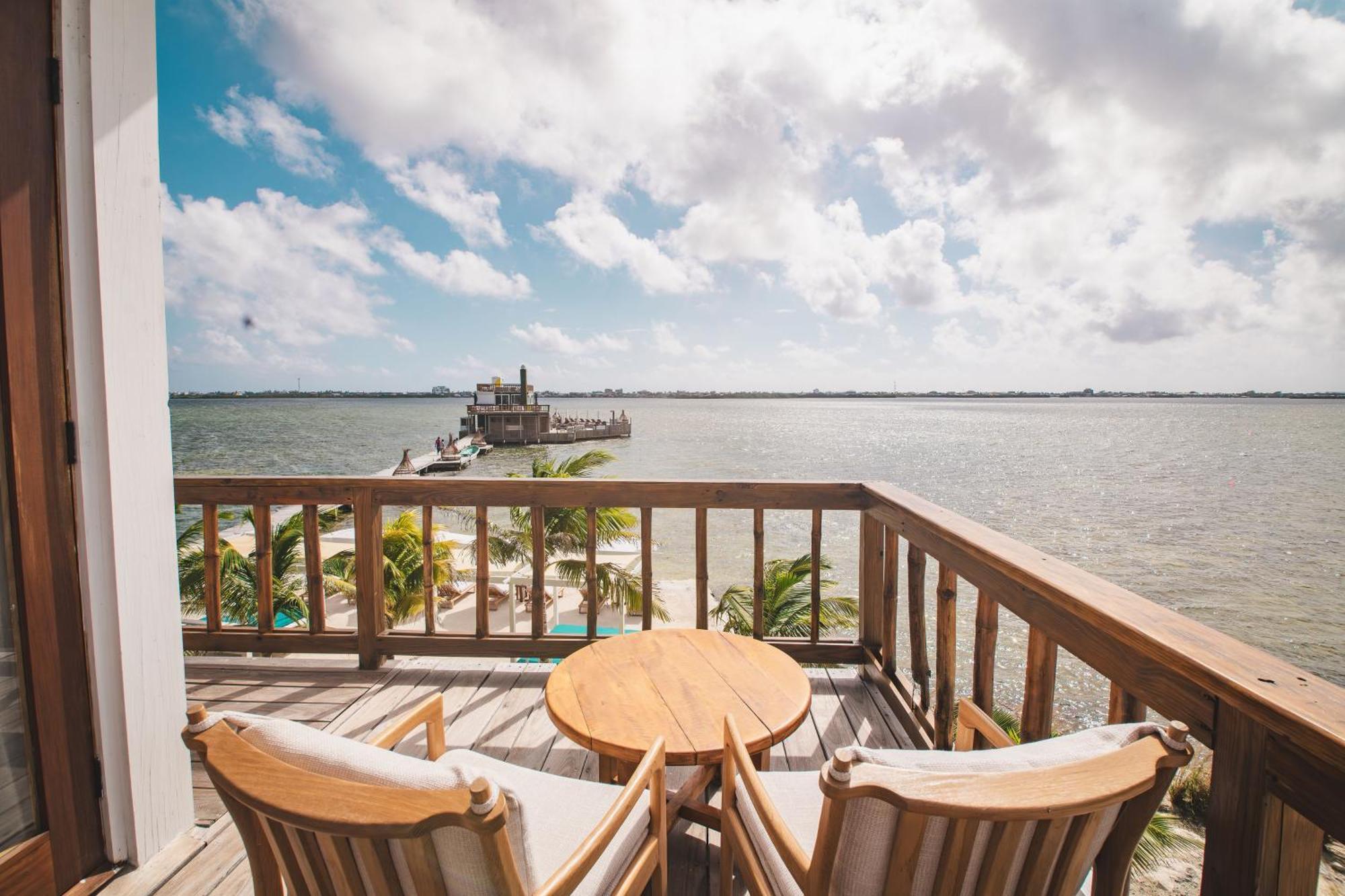 Aruna Resort & Villas San Pedro  Eksteriør bilde