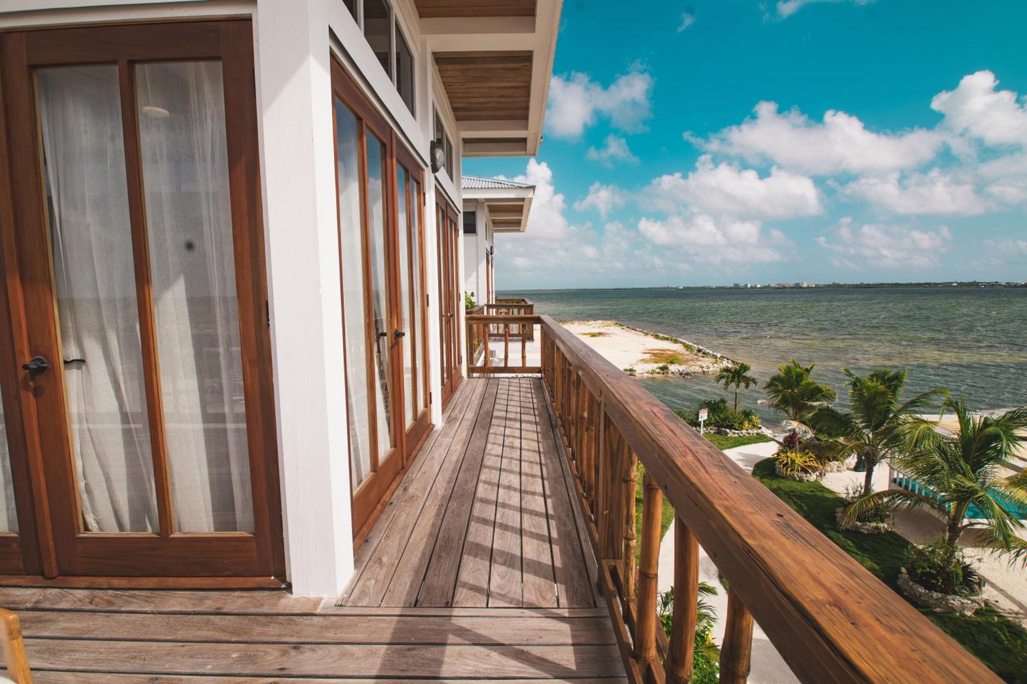Aruna Resort & Villas San Pedro  Eksteriør bilde